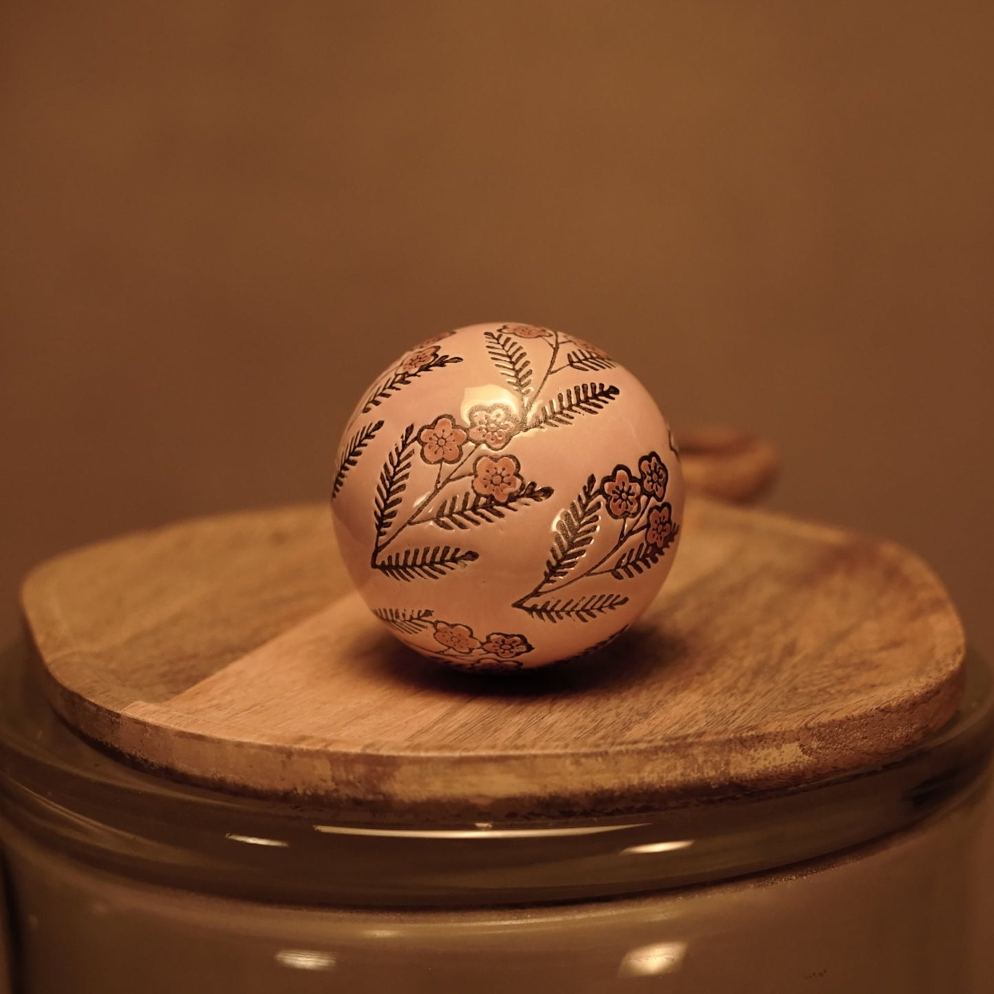 Esfera de Porcelana rosa retro decorativa
