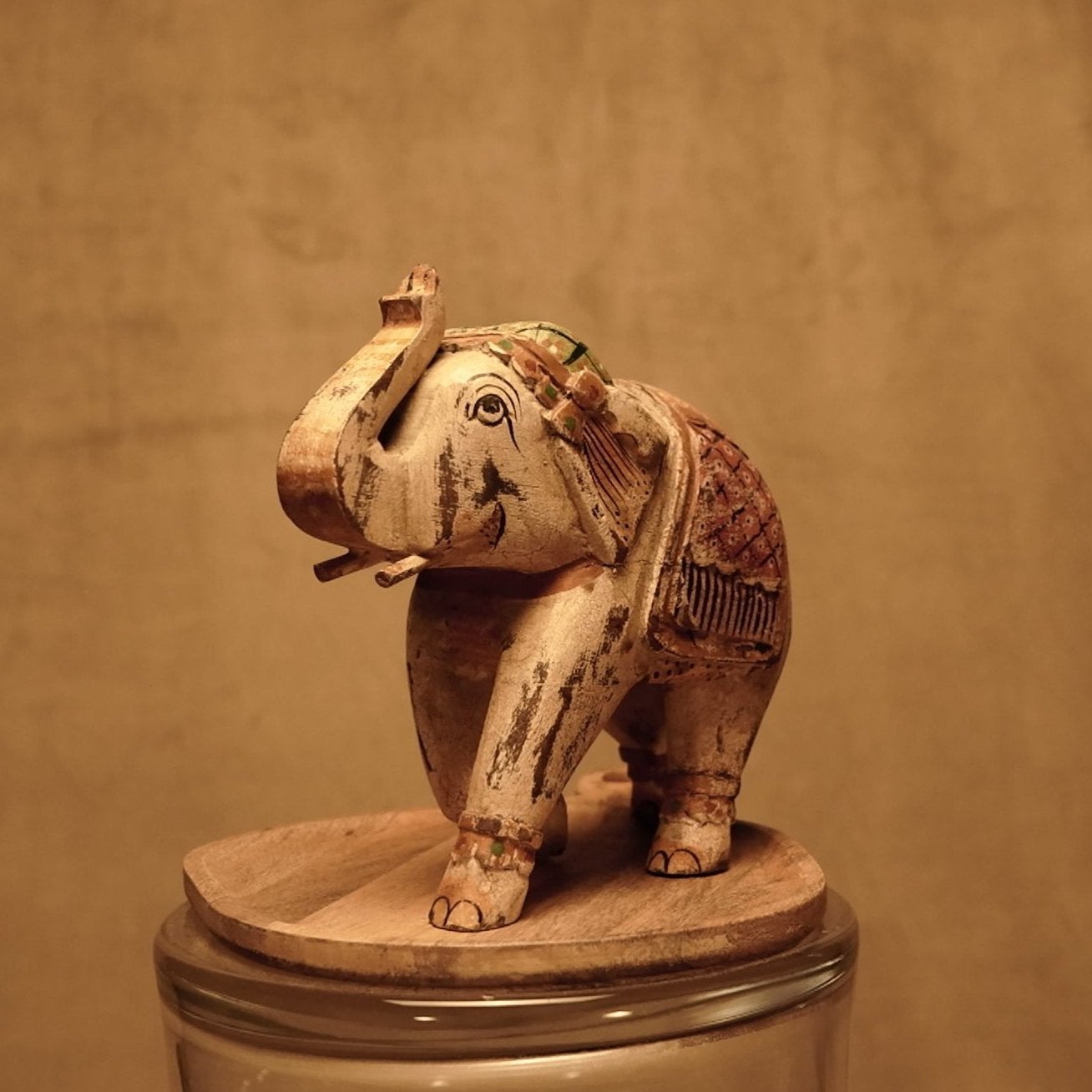 Figura de Elefante Decorativo de madera