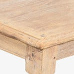 Mesa auxiliar baja mandala de madera blanca estilo vintage