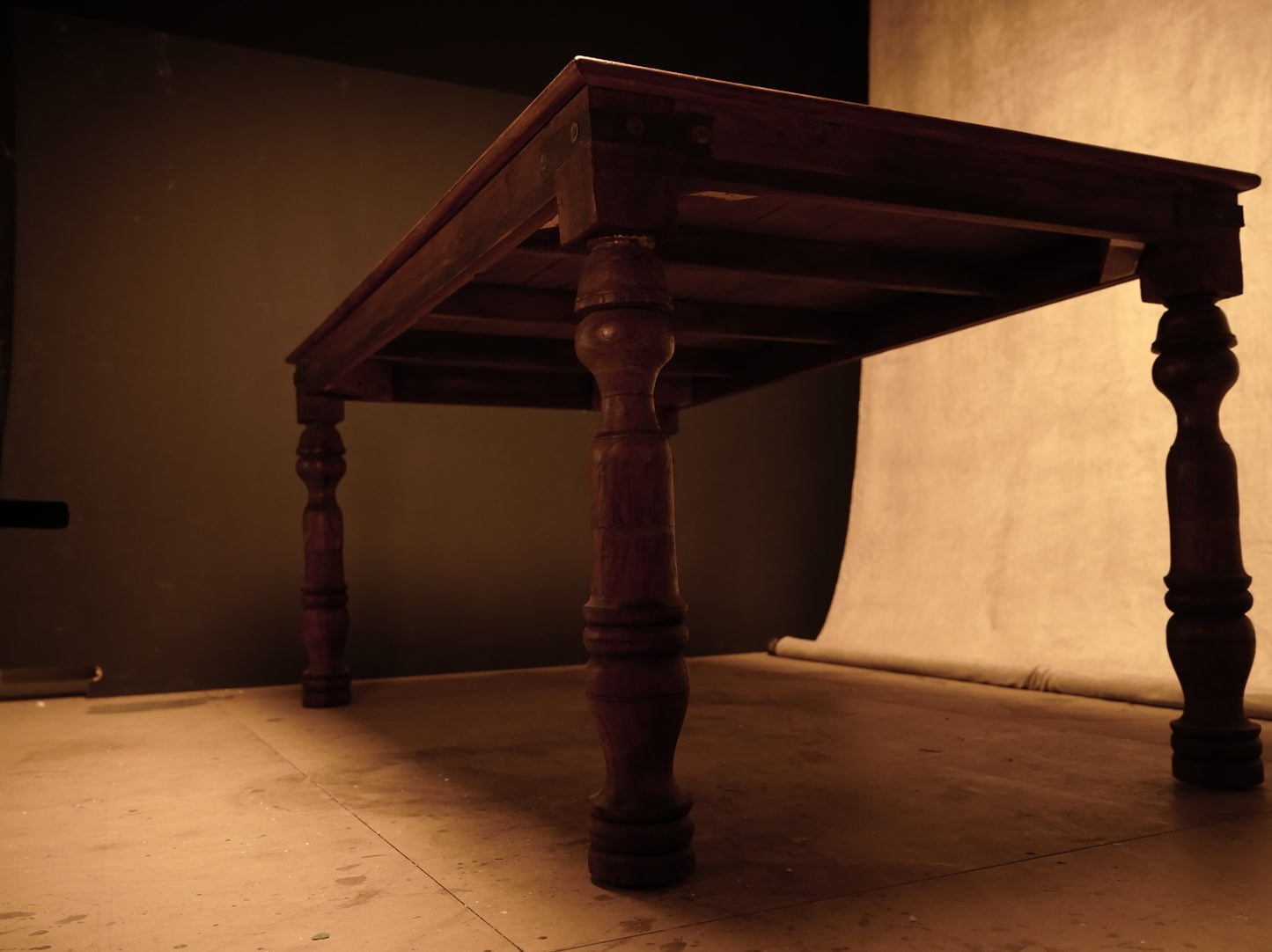 Mesa de madera de mango rústica