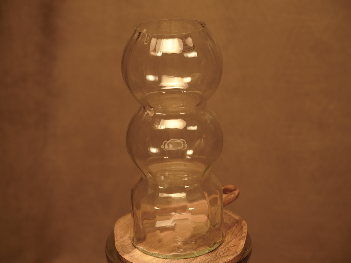 Vase aus mundgeblasenem Glas im Retro-Design