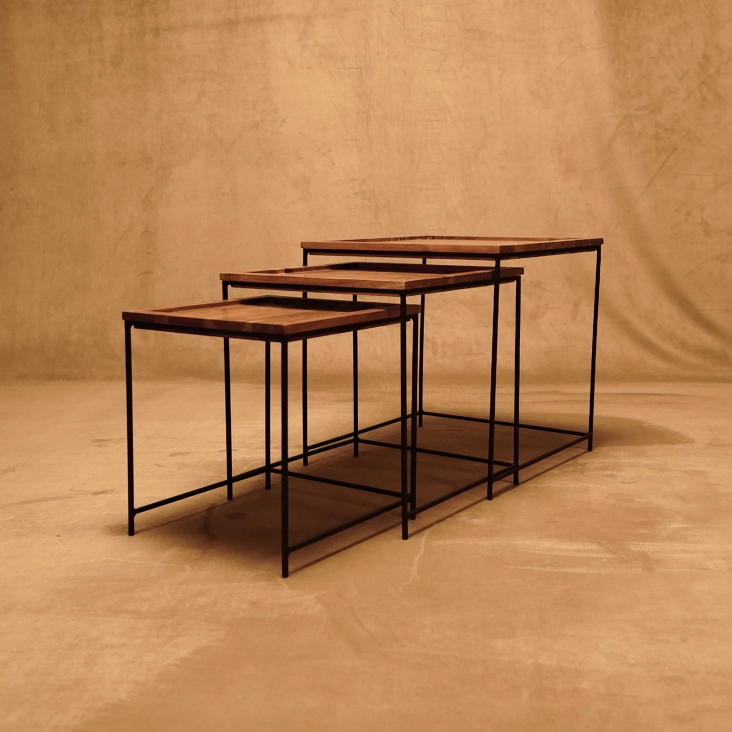 Set de Mesas auxiliares estilo nórdico contemporaneo
