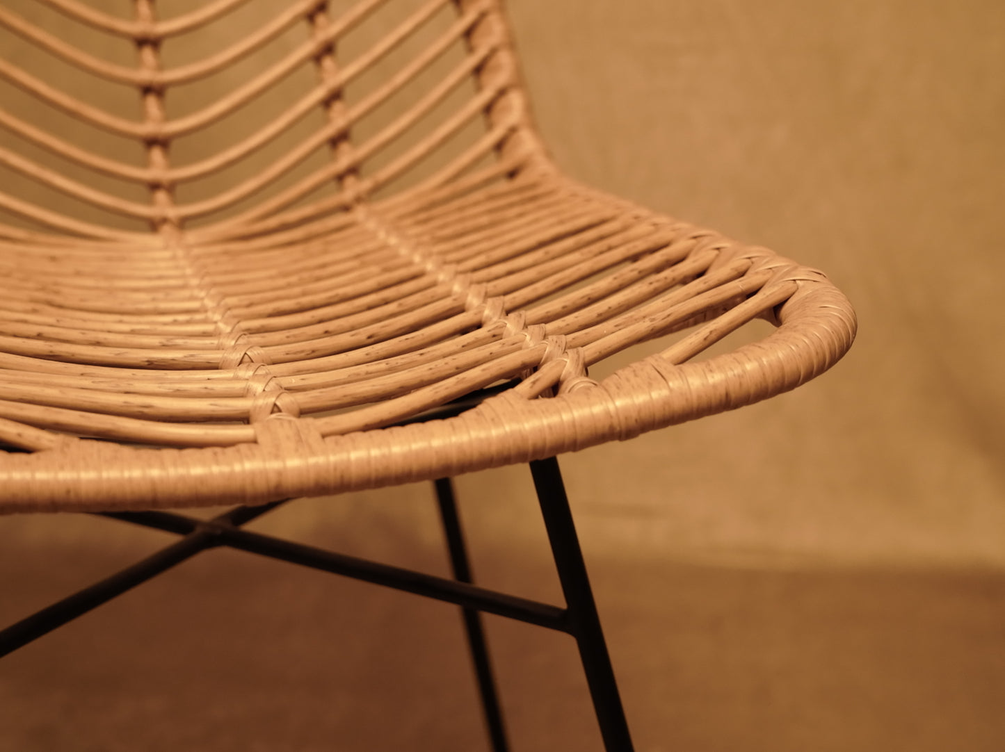Rattan Chair with Metal Legs, Boho Chic Design