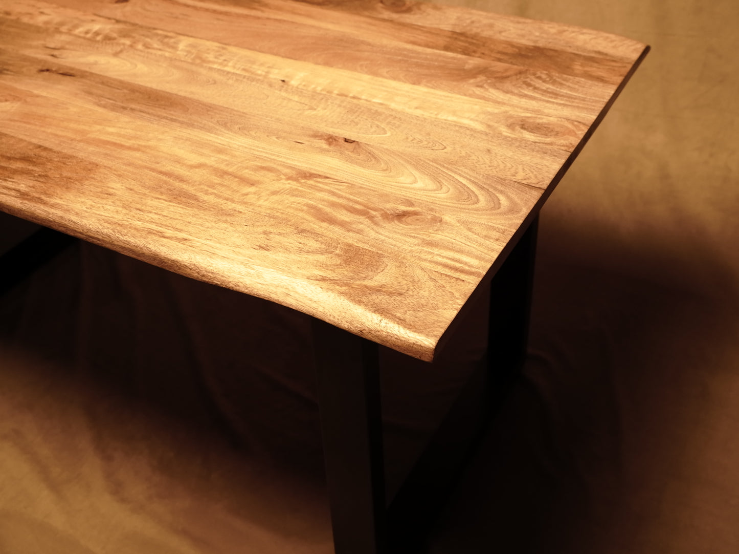 Rustic Dining Table in Natural Wood with Iron Legs