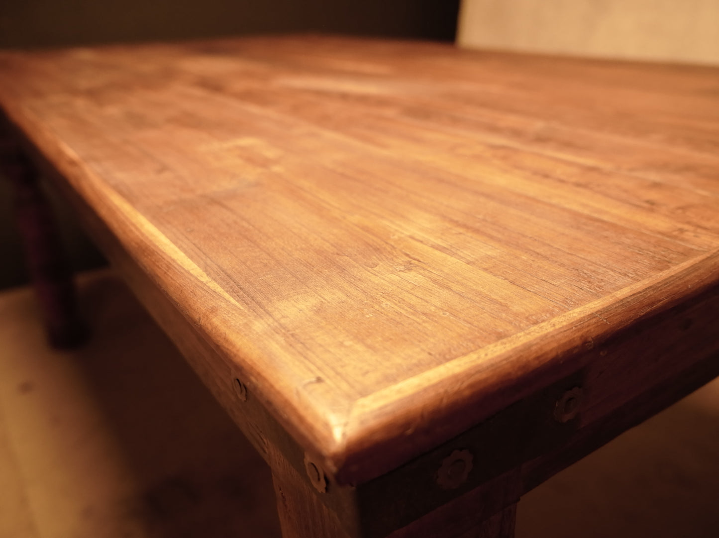 Mesa de comedor madera de mango rústica