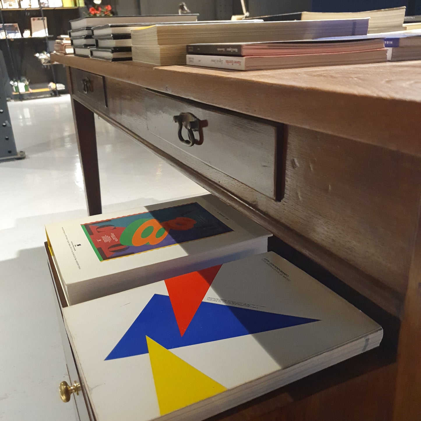 Mesa de teca núm. 172