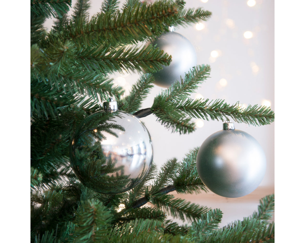 4x 10cm Plain Silver Plastic Christmas Balls