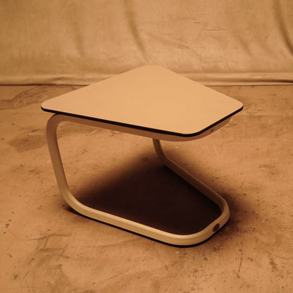 Mesa Auxiliar de Aluminio para Exterior, Serie YOLO, Diseño Francés