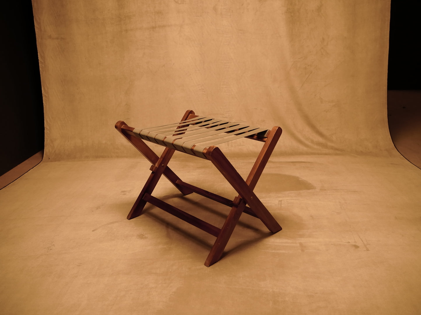Portaequipajes Plegable de Madera con Correas