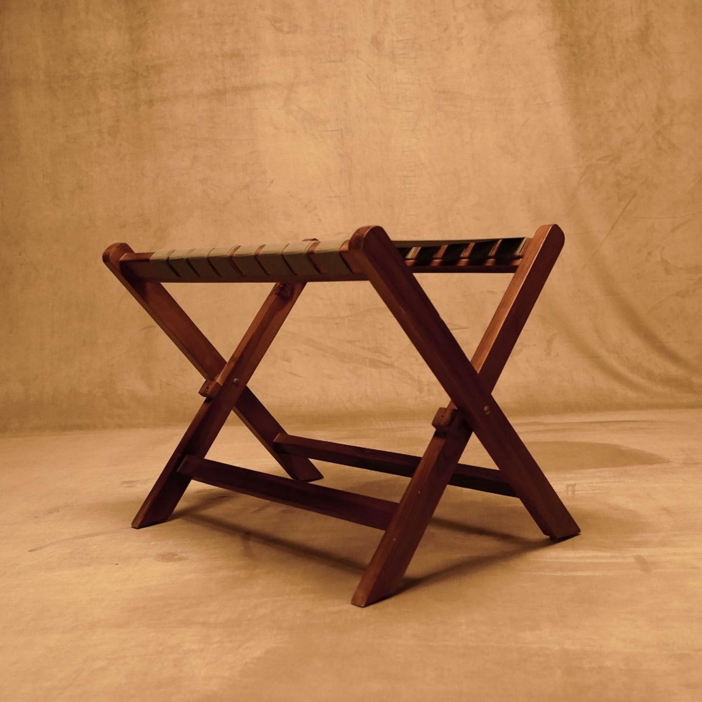 Portaequipajes Plegable de Madera con Correas 3