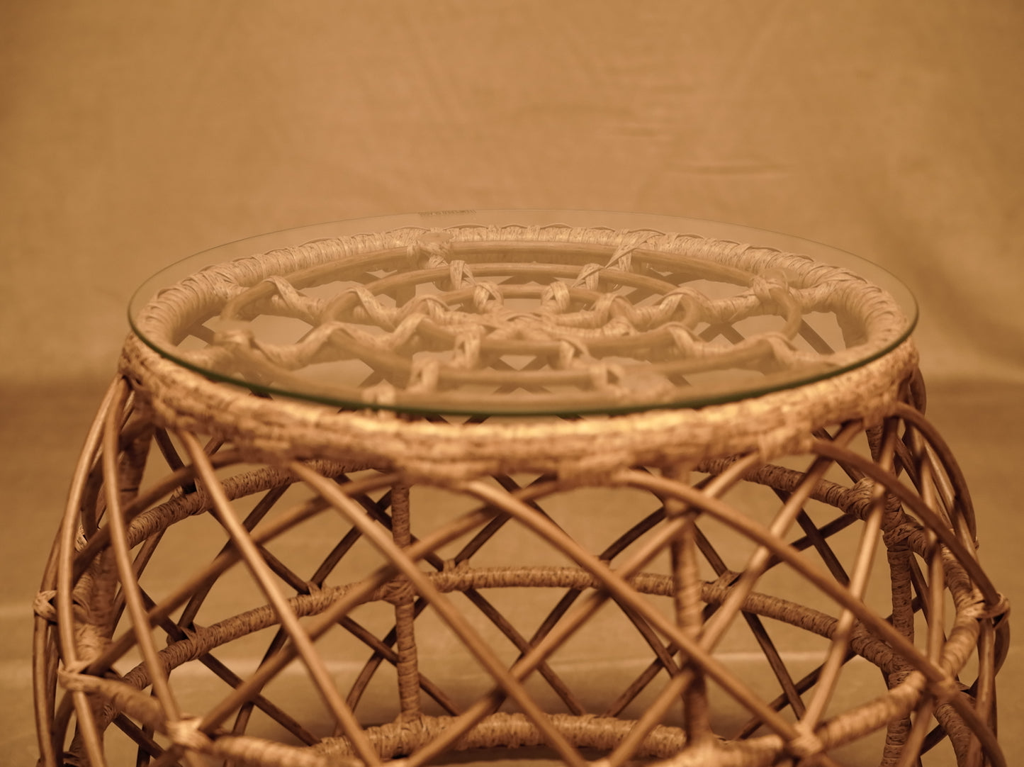 Synthetic rattan side table for outdoor use dia58x42cm