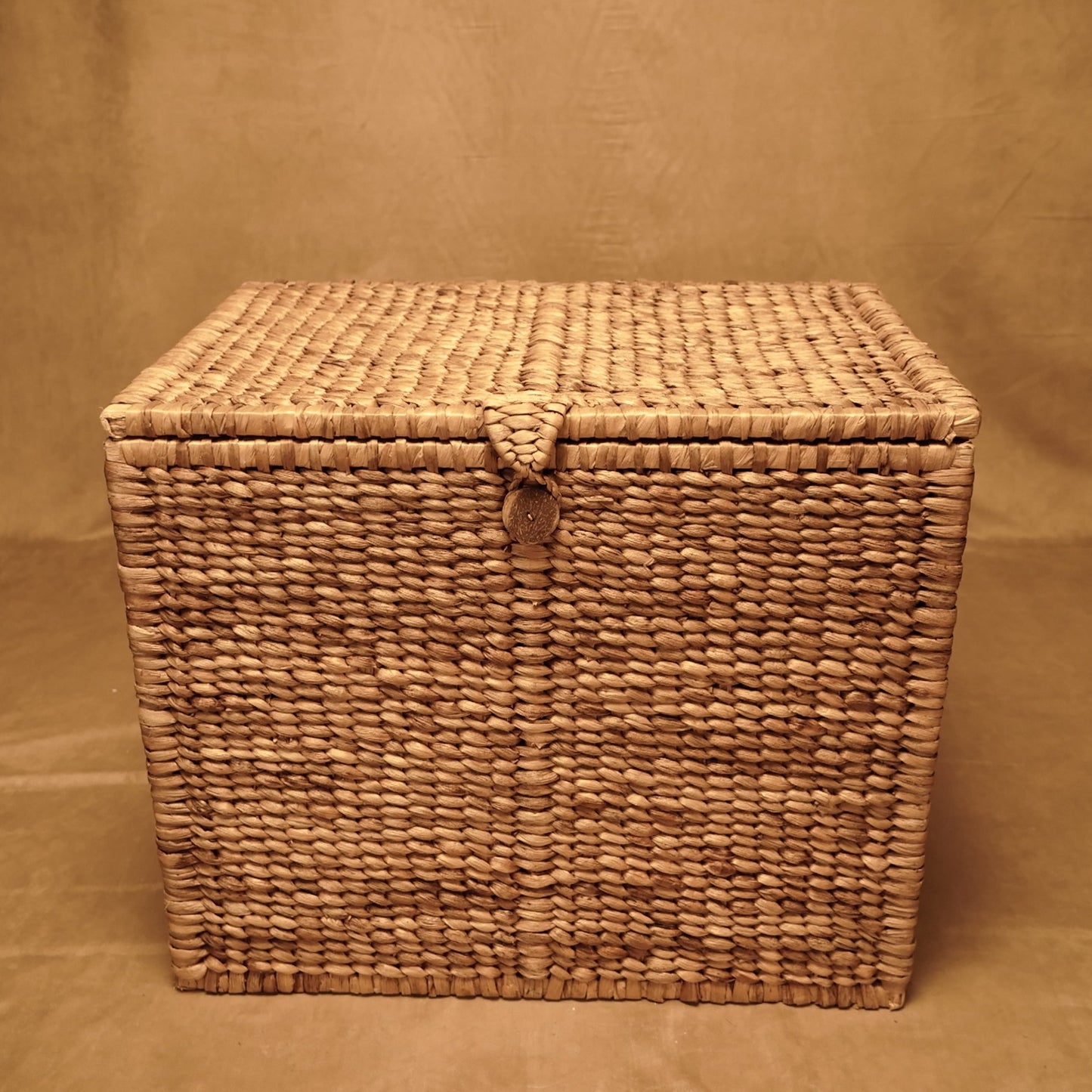 Japanese style trunk made with Hyacinth by hand - in 2 basket-type sizes