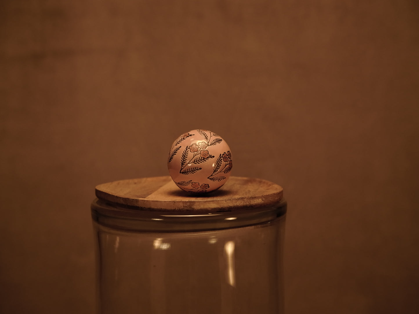 Decorative retro pink porcelain sphere