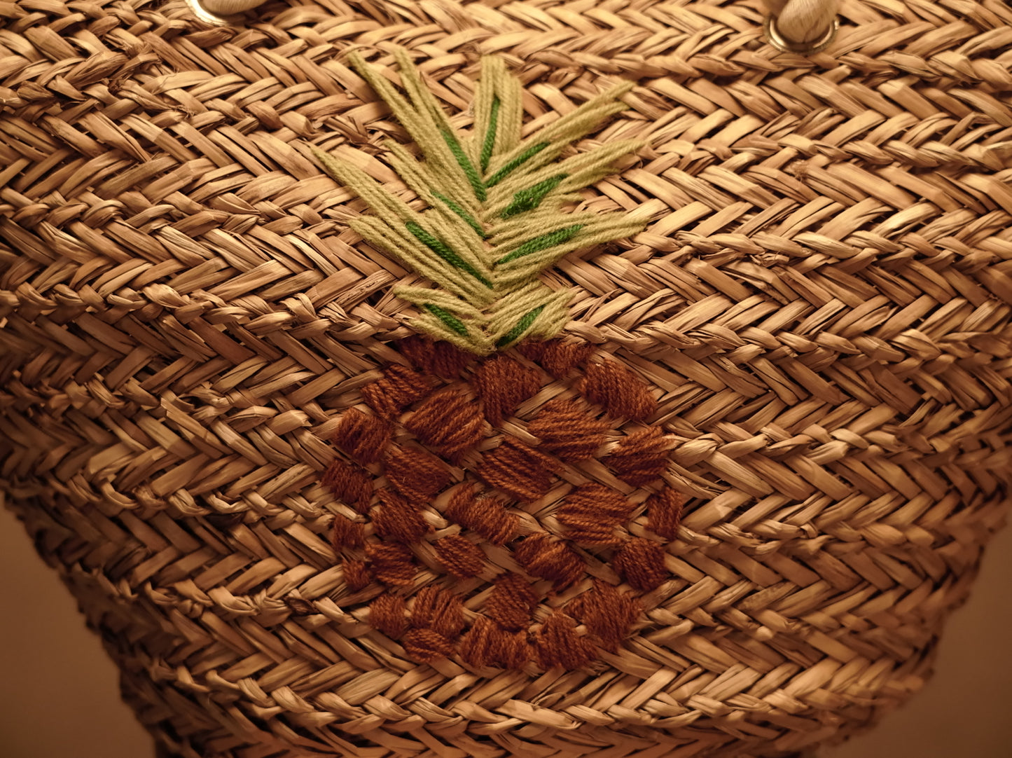 Tropical natural fiber basket beach bag