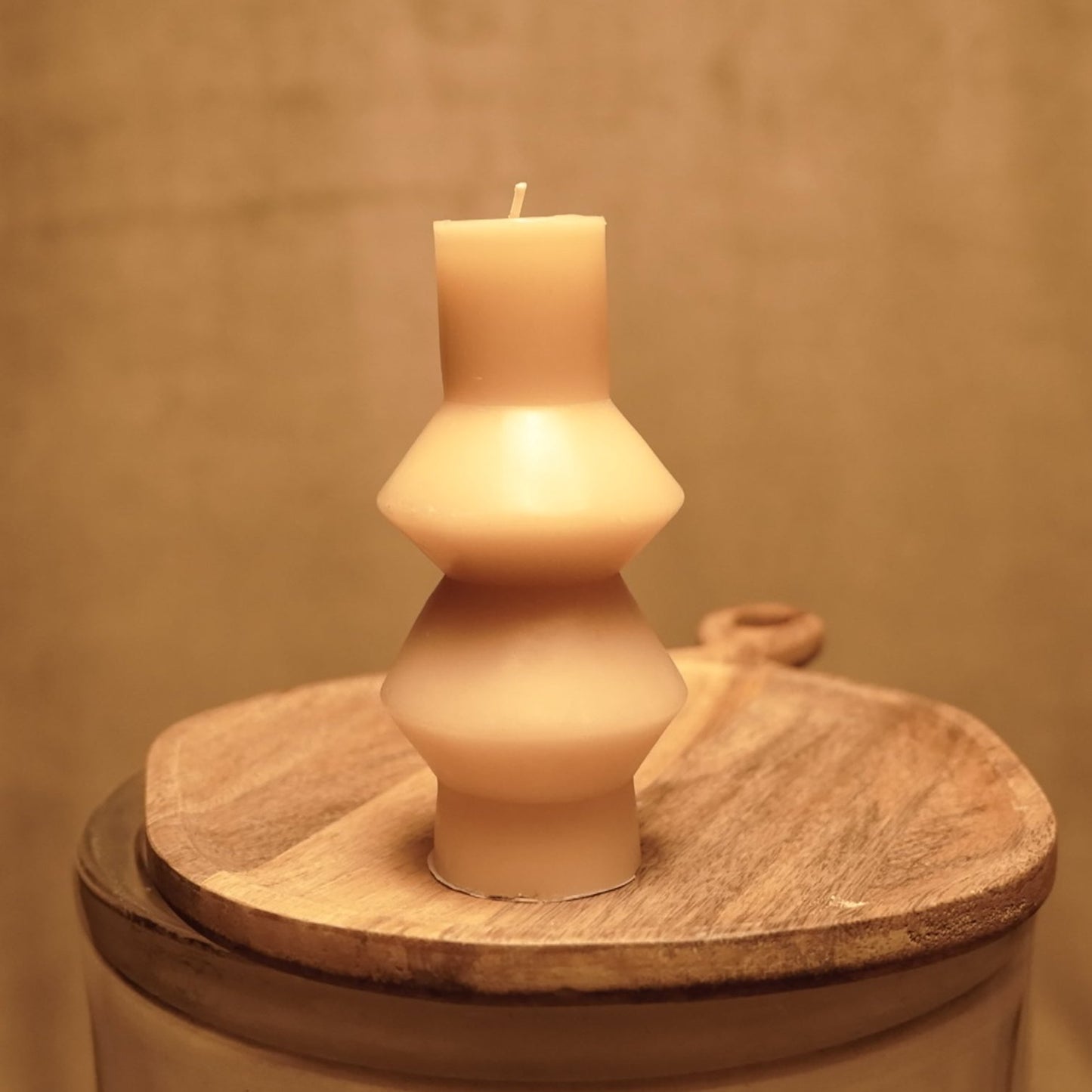 Geometric decorative wax candle