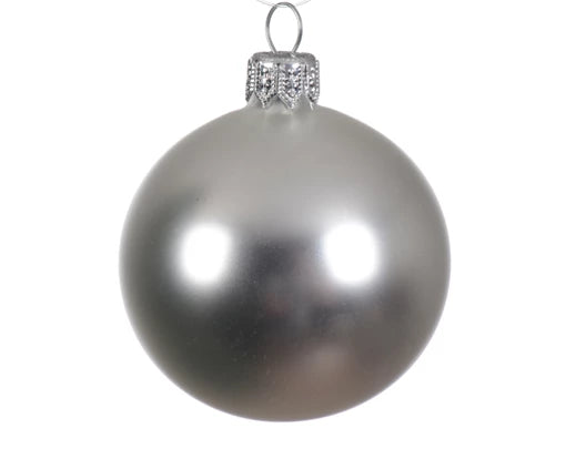 6x 8cm Matte Silver Plain Plastic Christmas Balls